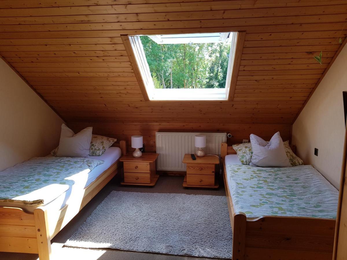 Gaestezimmer Aschenbrenner Bad Rodach Exterior foto